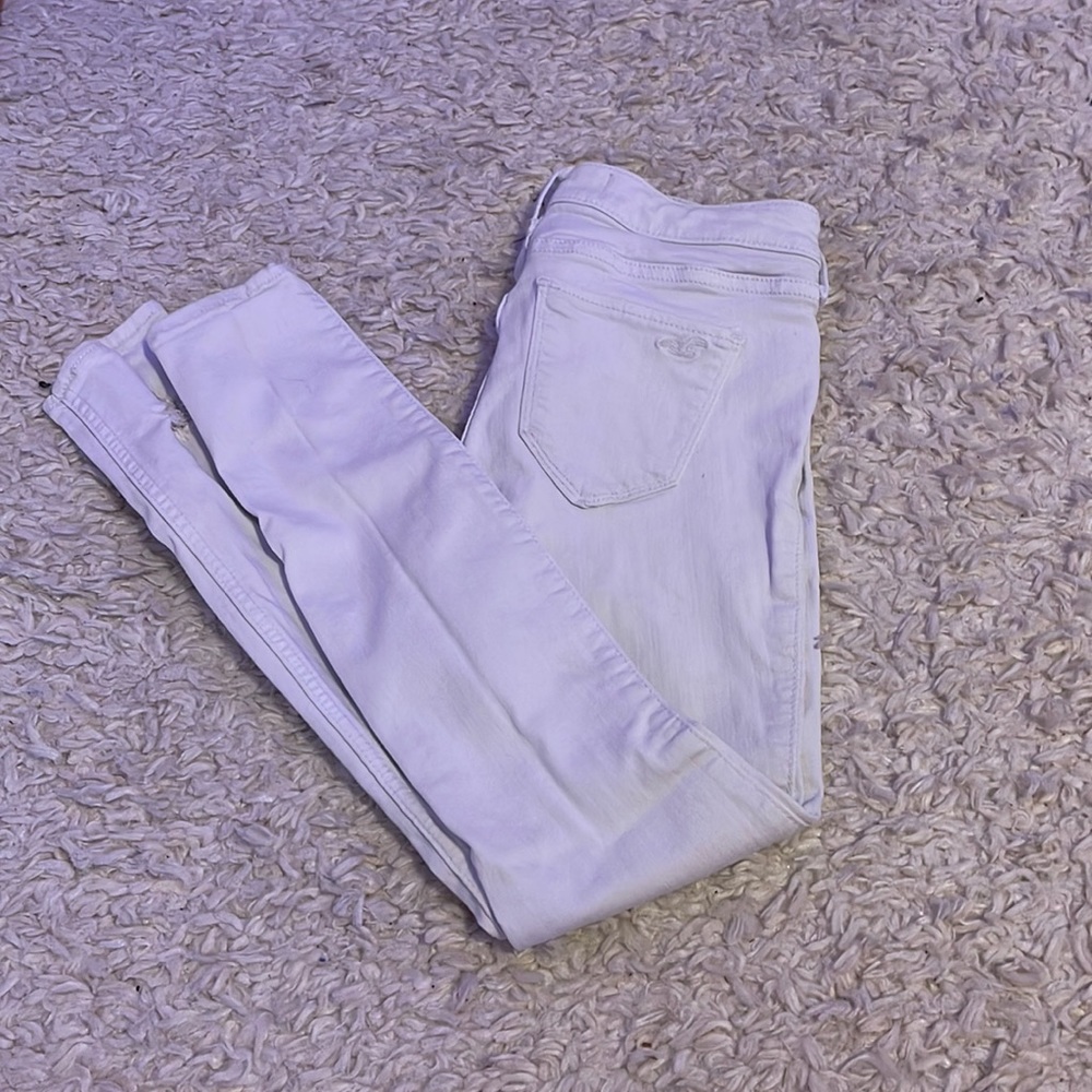 White hollister ripped jeans